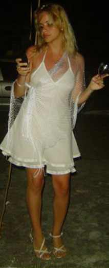 Date this hard body Brazil girl Bianca from RIO DE JANEIRO B5545