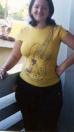 Date this athletic Brazil girl Adriana from VITORIA DE SANTO ANTAO B5608