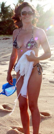 Date this nice looking Brazil girl Marta from GOIANIA B5634