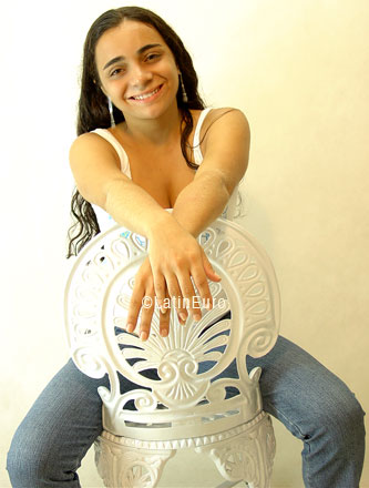 Date this delightful Brazil girl Jessica from SANTOS B5695