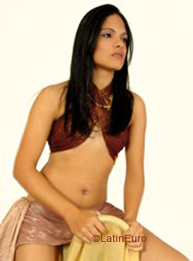 Date this fun Brazil girl Erica from APARECIDA DE GOIANIA B5757