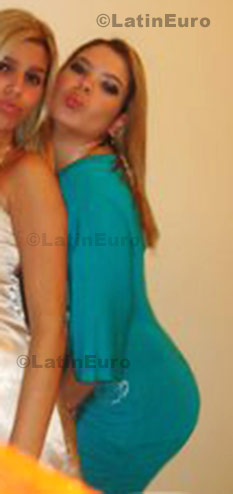 Date this voluptuous Brazil girl Claudia from Rio de Janeiro B589
