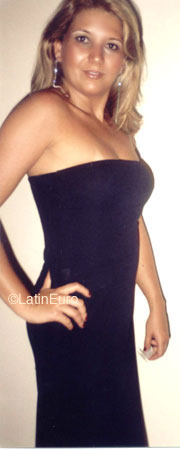 Date this nice looking Brazil girl Alexandra from SERRA B5922