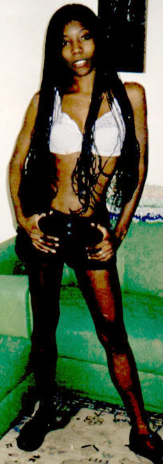 Date this gorgeous Brazil girl Edcleide from BRASILIA B6024