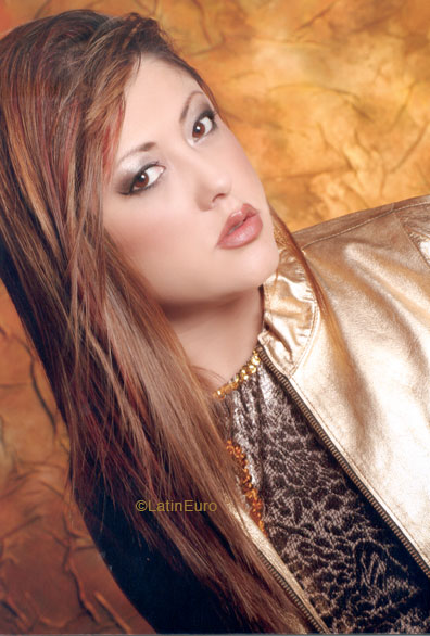 Date this gorgeous Brazil girl Fabiane from CAXIAS DO SUL B6049