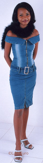 Date this good-looking Brazil girl Michelle from RECIFE B6136