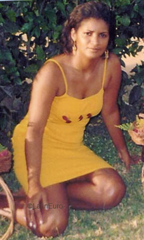 Date this hot Brazil girl Debora from RECIFE B6191