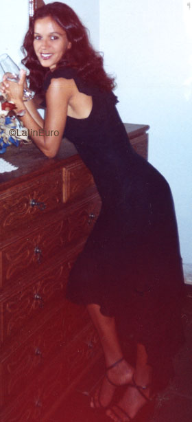 Date this gorgeous Brazil girl Maria from GALILEIA B6231