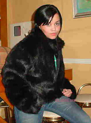 Date this attractive Brazil girl Thata from SAO PAULO B6243