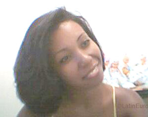 Date this hard body Brazil girl Simone from  B6275