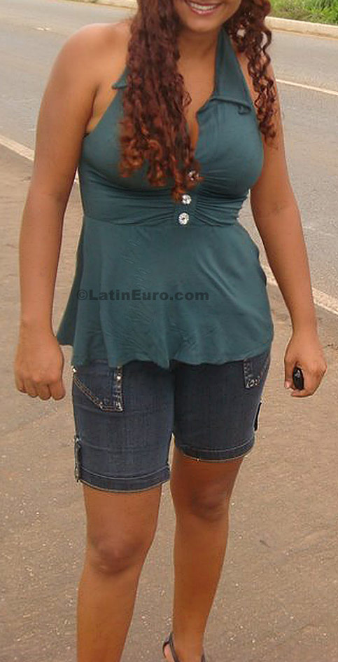 Date this delightful Brazil girl Fernanda from Vera Cruz BR4256