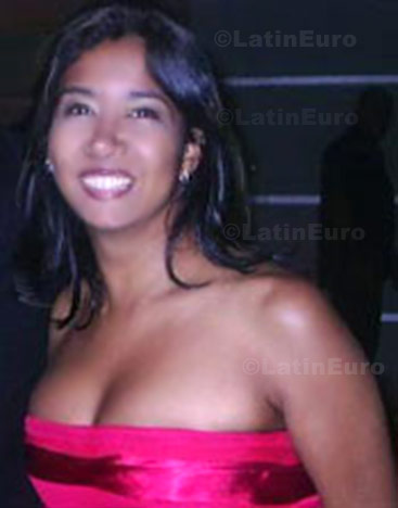 Date this lovely Brazil girl Ana from Recife B638