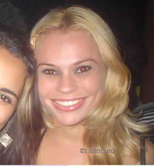Date this passionate Brazil girl Hevellin from PORTO B6436