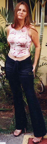 Date this good-looking Brazil girl Lucia from SOROCABA B6442