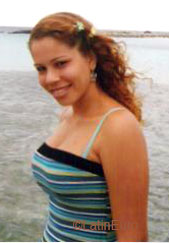 Date this nice looking Brazil girl Lorenn from  B6477