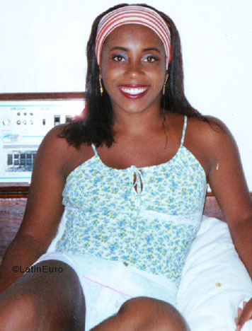 Date this passionate Brazil girl Flavia from RENASCENCA B6847