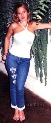 Date this athletic Brazil girl Ledimara from BAMBUI B6860