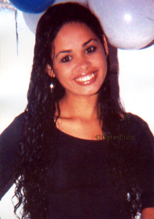 Date this attractive Brazil girl Maria from MACEIO B6874