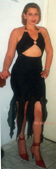 Date this voluptuous Brazil girl Erika from SAO PAULO B6921