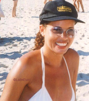 Date this cute Brazil girl Tania from LONDRINA B7039