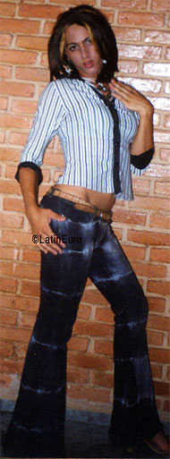 Date this stunning Brazil girl Patricia from CAPETINGA B7066