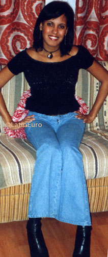 Date this attractive Brazil girl Kristiane from JOAO PESSOA B7081