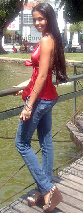 Date this hot Brazil girl Elida from Nova Timboteua B711