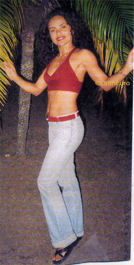 Date this funny Brazil girl Edineia from GUARULHOS B7138