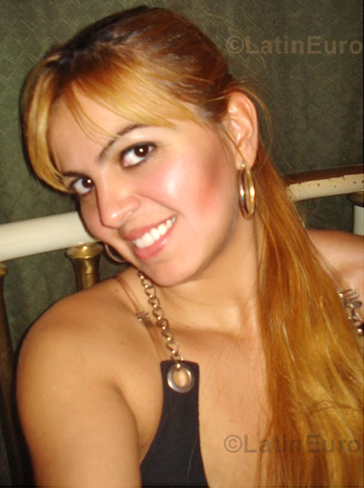 Date this exotic Brazil girl Monique from Rio de Janeiro B724