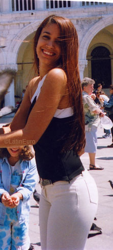 Date this charming Brazil girl Sabrina from RIO DE JANEIRO B7287