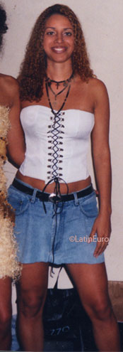 Date this voluptuous Brazil girl Jadna from VITORIA B7343