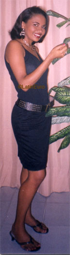 Date this fun Brazil girl Maria from JABOATAO B7461