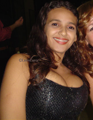 Date this lovely Brazil girl Leide from FLORIDA B7516