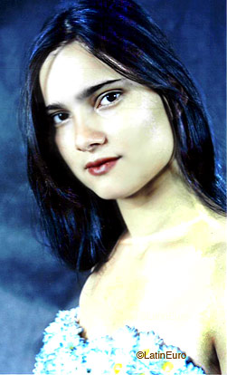 Date this lovely Brazil girl Mirian from CAMPO GRANDE B7558