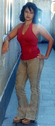 Date this cute Brazil girl Alcione from RIO DE JANEIRO B7574