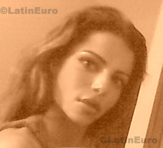 Date this athletic Brazil girl Mariana from Belo Horizonte B76