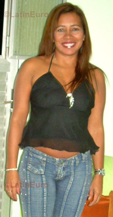 Date this charming Brazil girl Sheyla from Manaus B773