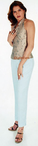 Date this voluptuous Brazil girl Neila from BELO HORIZONTE B7730
