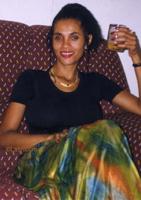 Date this beautiful Brazil girl Edna from SAO PAULO B7821