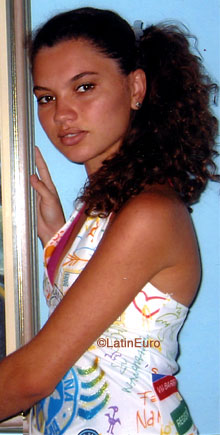 Date this gorgeous Brazil girl Luzineide from PARNAIBA B8034