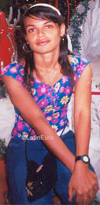 Date this gorgeous Brazil girl Viviane from SALVADOR B8040