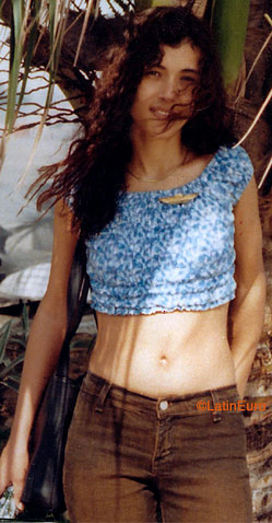 Date this gorgeous Brazil girl Rozzana from RIO DE JANEIRO B8075