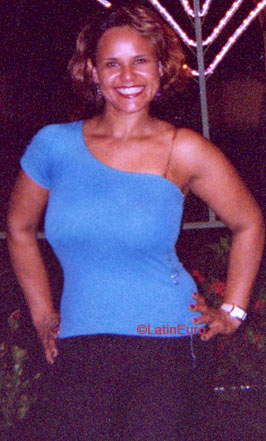 Date this nice looking Brazil girl Cicera from SAO BENTO B8084