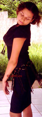 Date this pretty Brazil girl Cristiane from  B8174