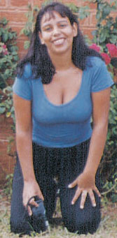 Date this fun Brazil girl Marian from UBERABA B8181