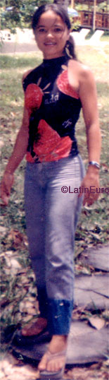 Date this happy Brazil girl Maria from SANTAREM B8230