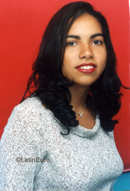 Date this delightful Brazil girl Raquel from GRAVATA B8262