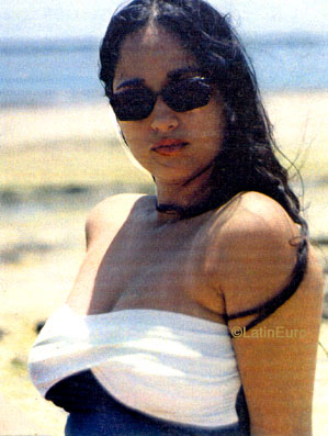 Date this fun Brazil girl Adriana from MACEIO B8284