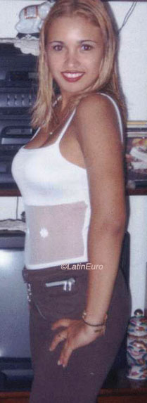 Date this lovely Brazil girl Emely from MANAUS B8324