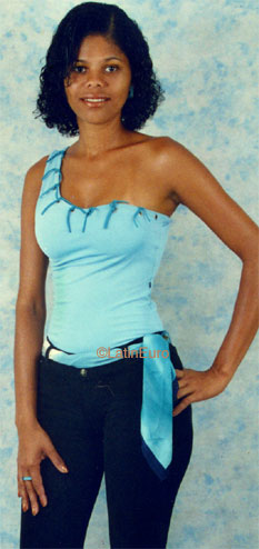 Date this nice looking Brazil girl Sandra from JABOATAO B8334